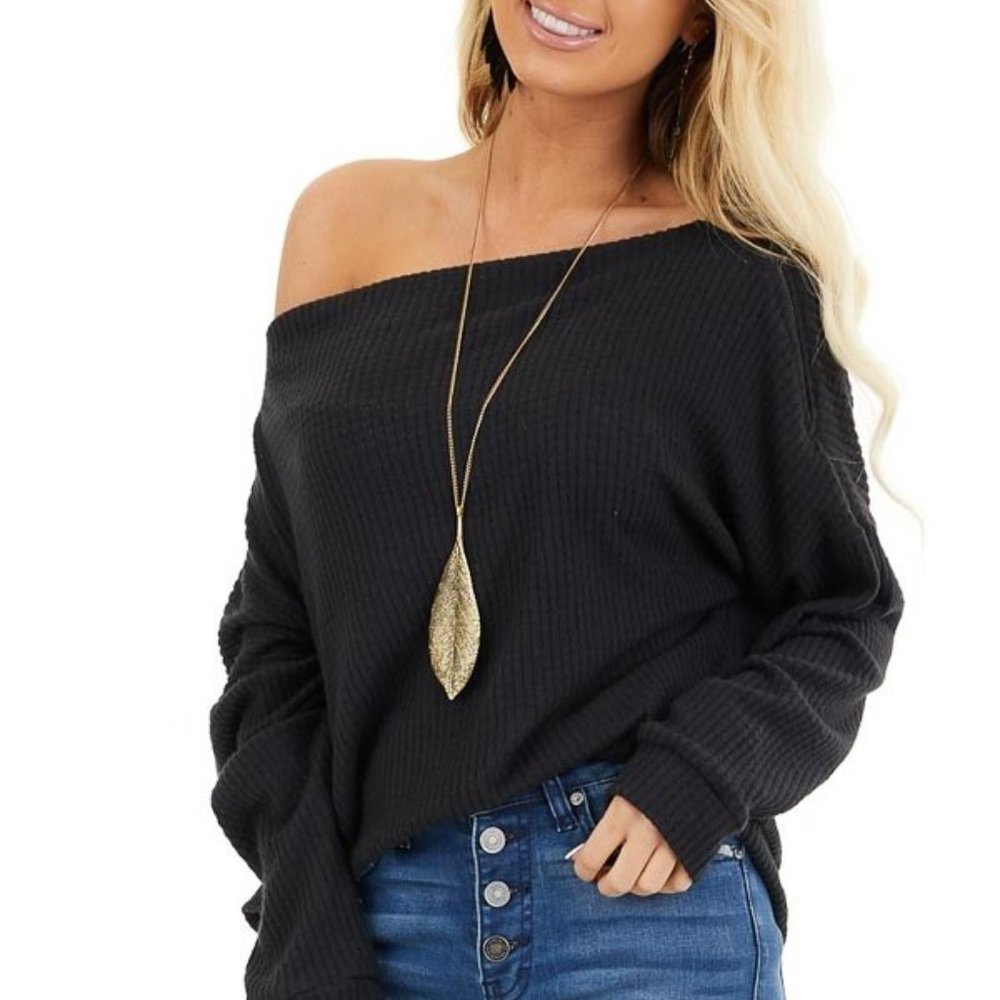 Off the Shoulder Light Weight Top Black Small